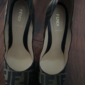 Fendi platform pumps